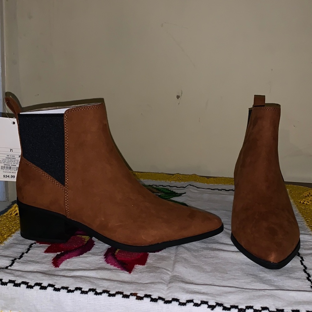 Stylish boots by New Day